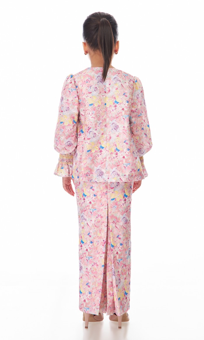 Anthea Kurung Kids in Taffy Pink