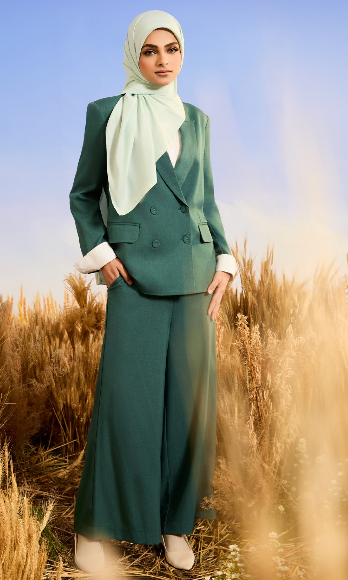 Armani Suit in Cadmium Green