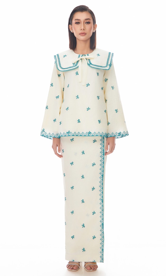 Chiara Kurung in Turquoise Blue