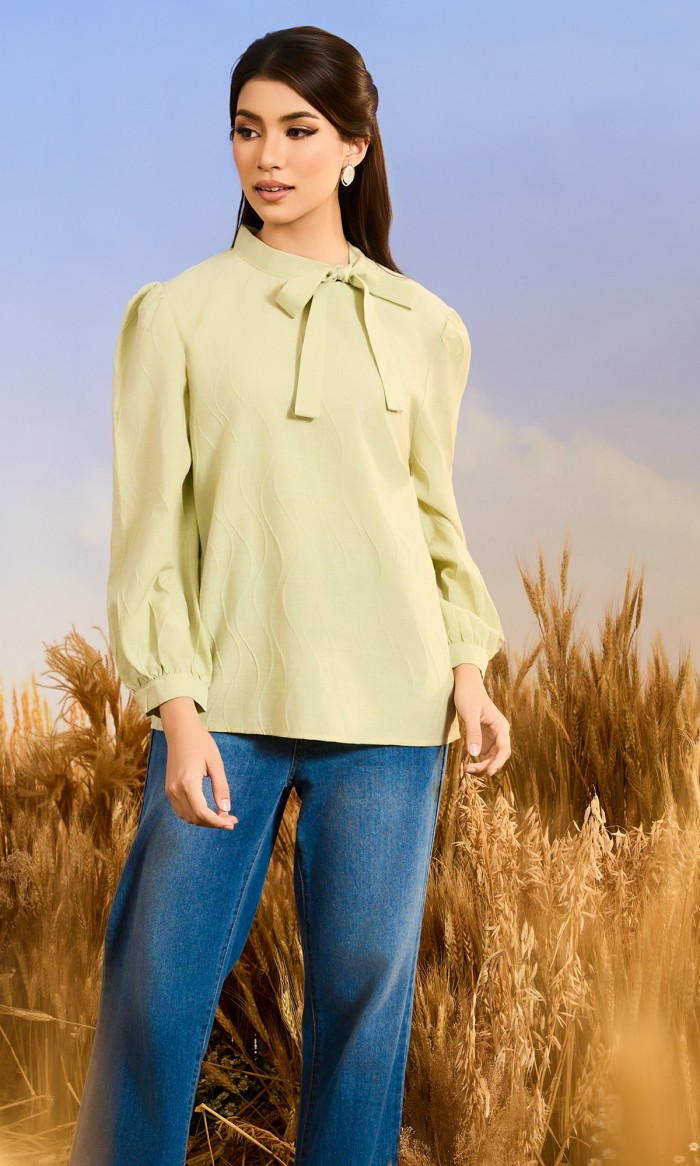 Daisy Top in Tea Green
