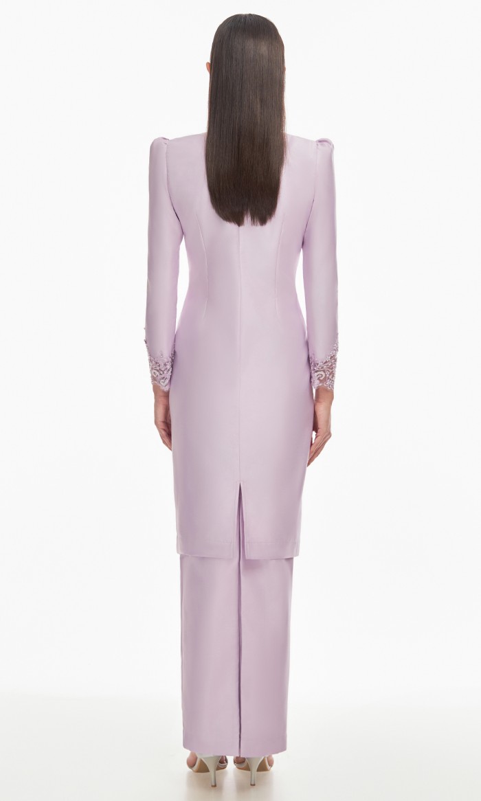 Fedora Kurung 2.0 in Lilac Lace