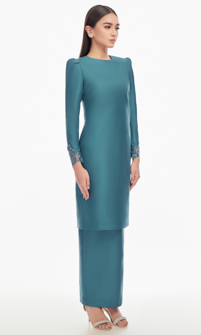 Fedora Kurung 2.0 in Teal Blue