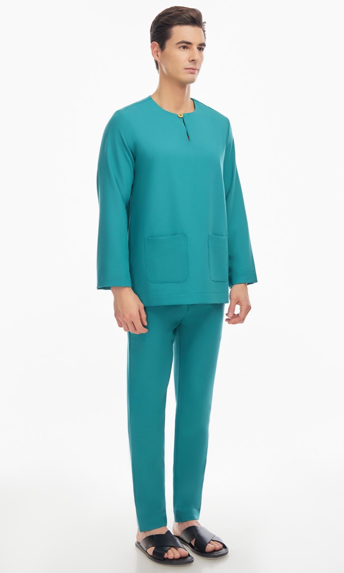 Zayyan Teluk Belanga in Teal Green