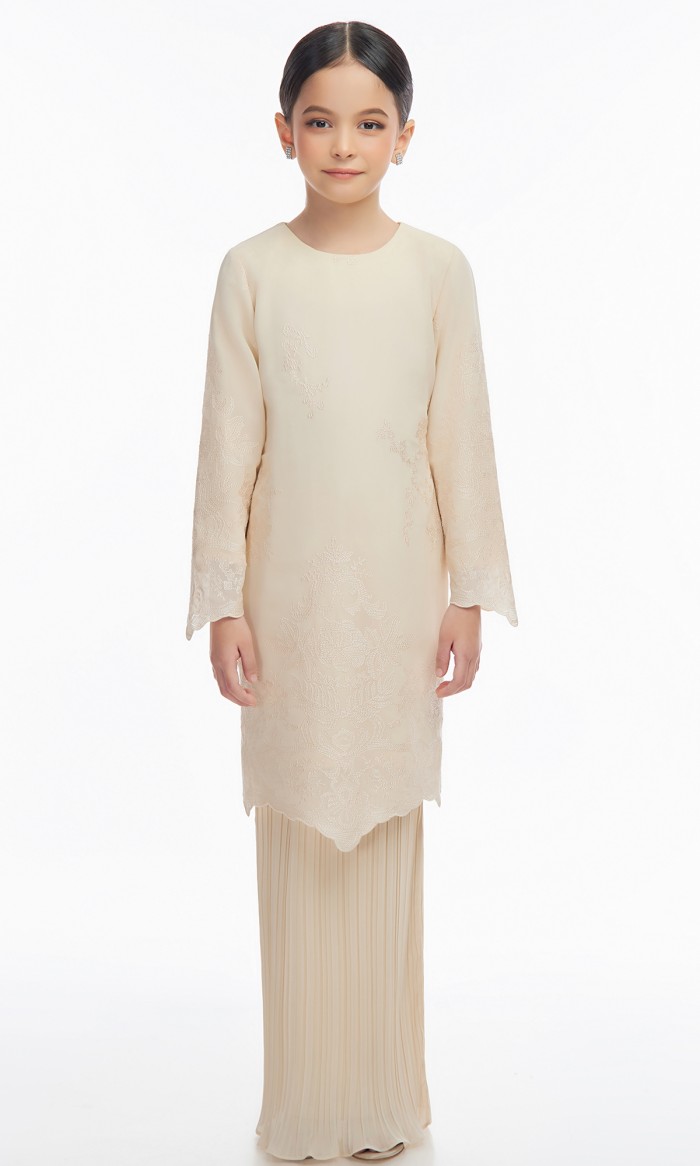 Gracelynn Kurung Kids in Sahara Sand