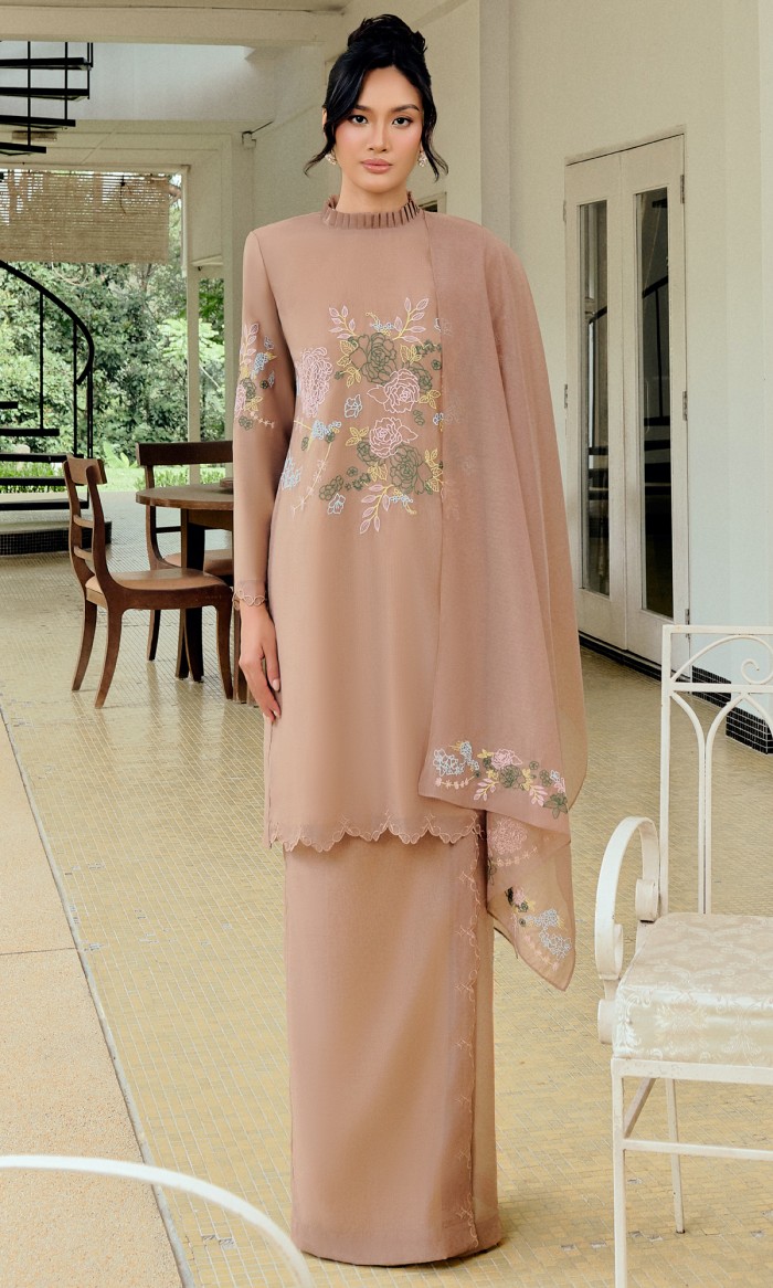 Hadley Kurung 2.0 in Pale Khaki