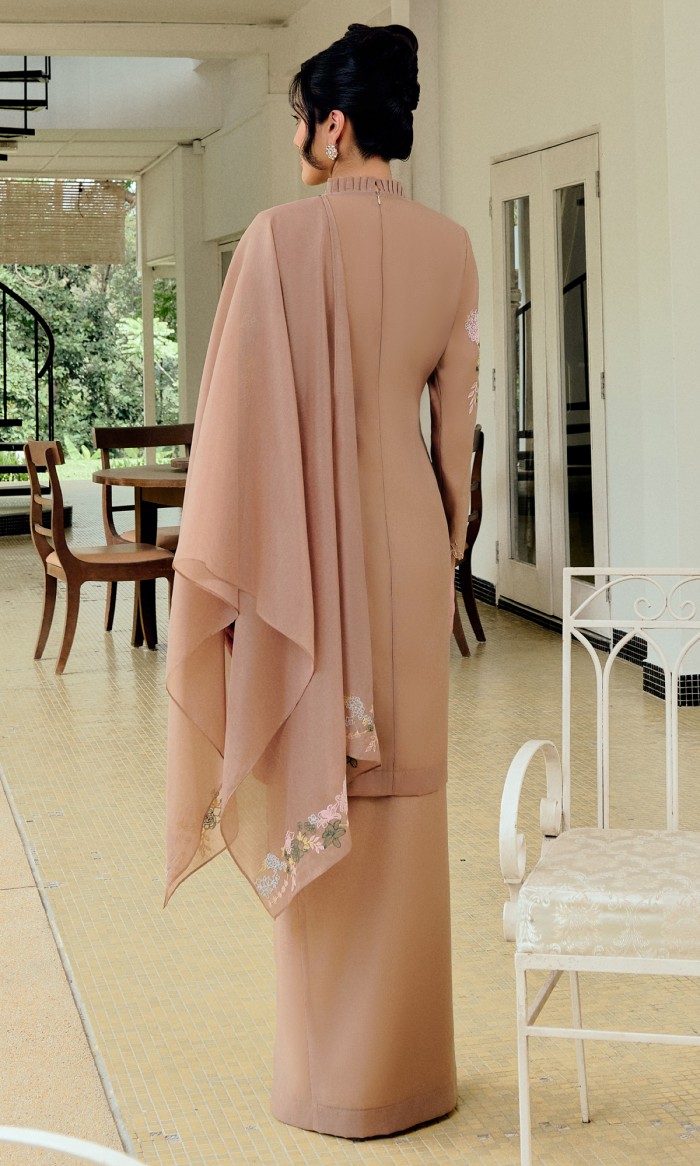 Hadley Kurung 2.0 in Pale Khaki