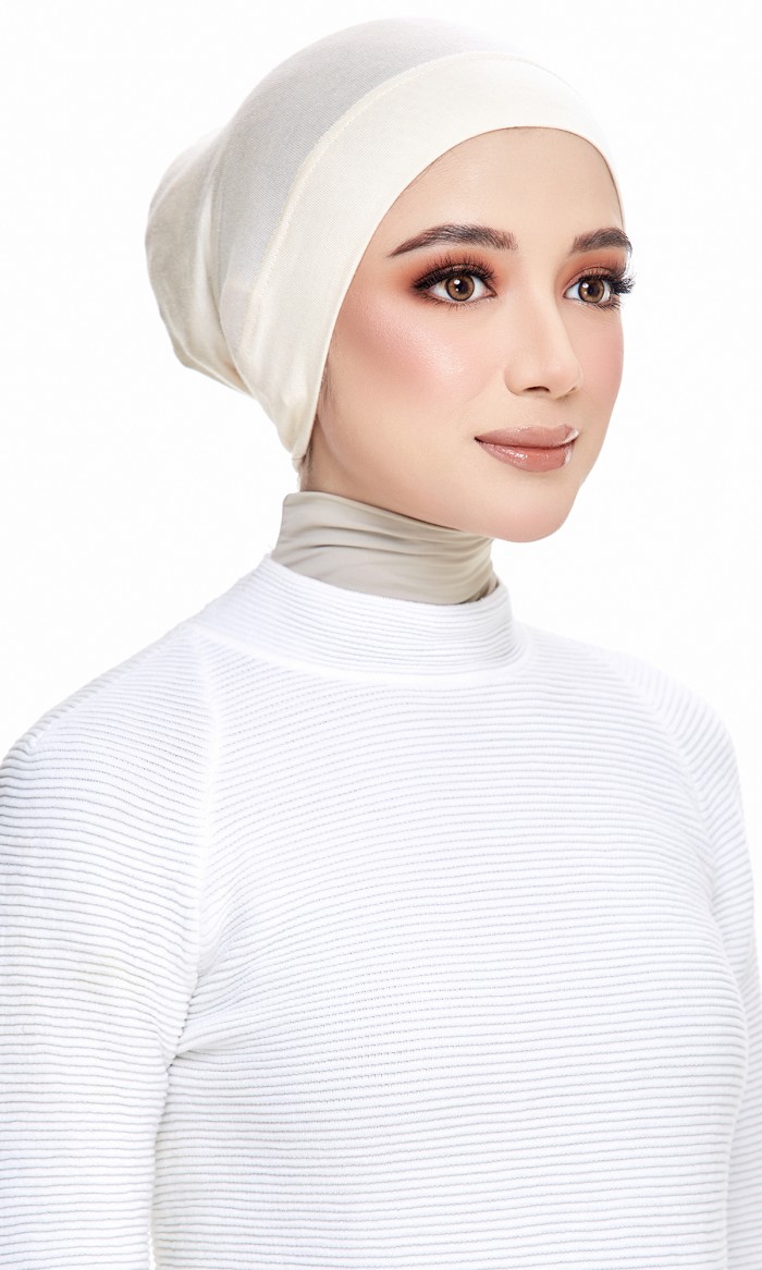 Rania Inner Cap in Cosmic Latte