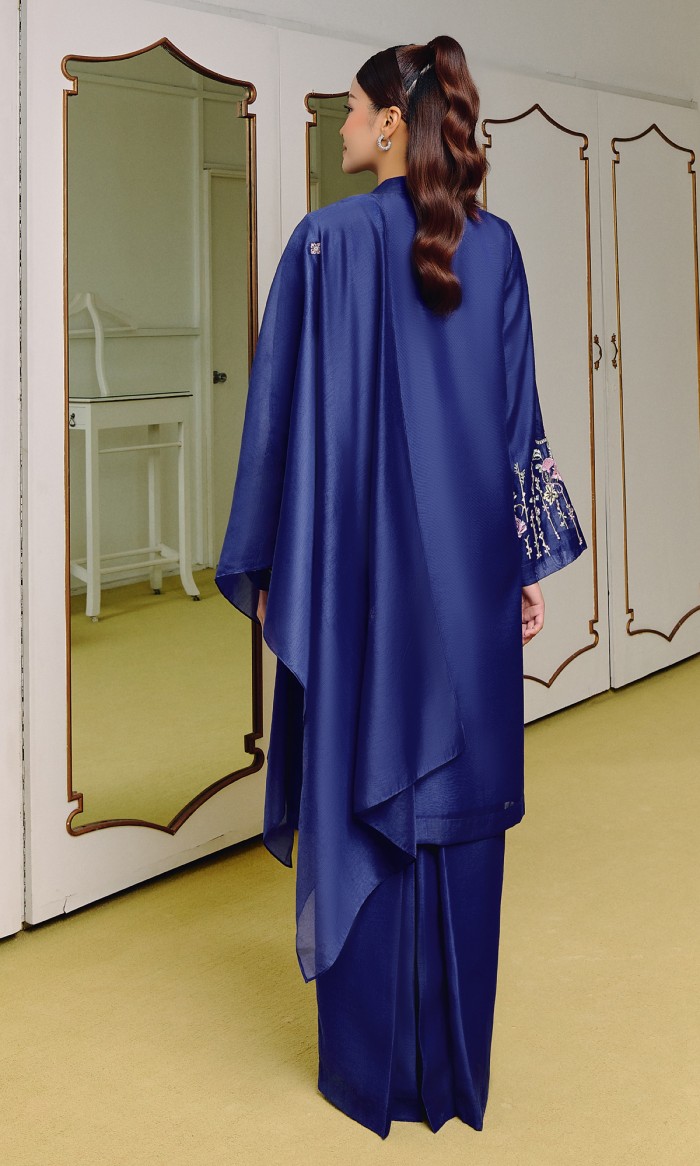Khaleeda Kurung 3.0 in Indigo Blue