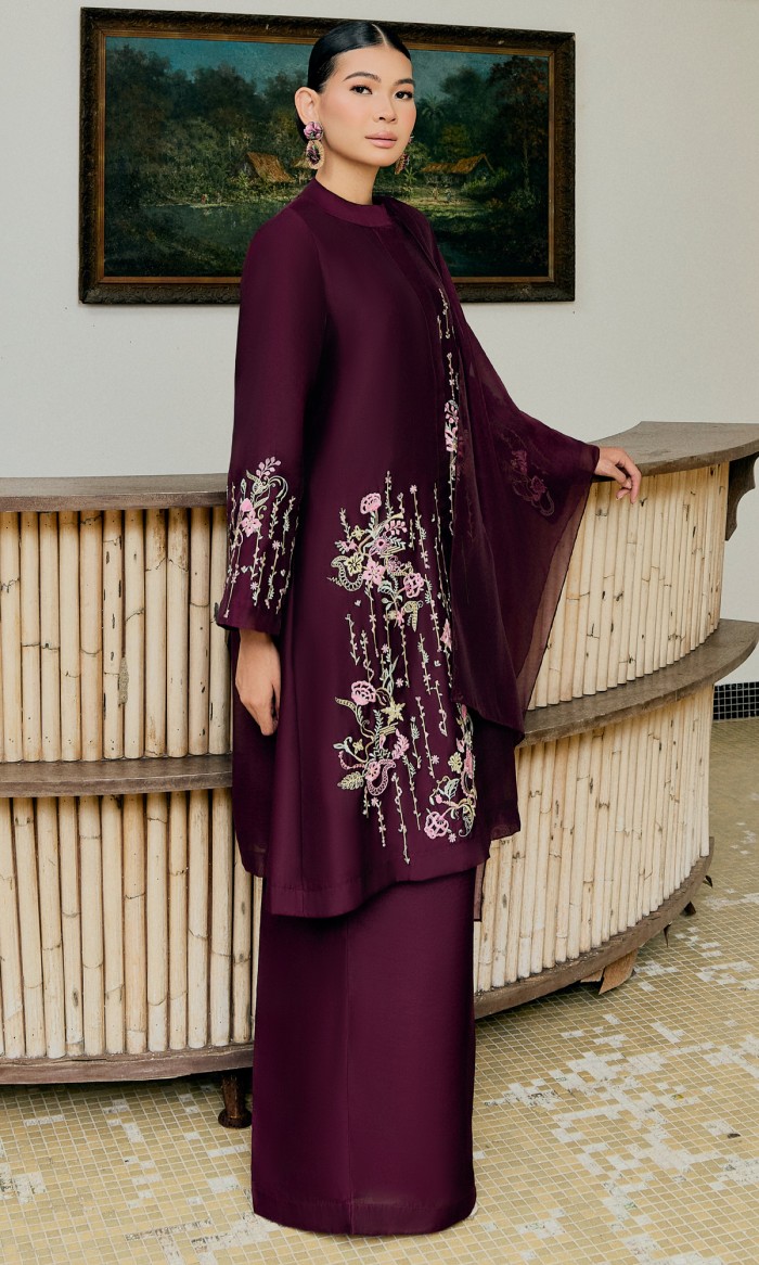 Khaleeda Kurung 3.0 in Sangria Purple