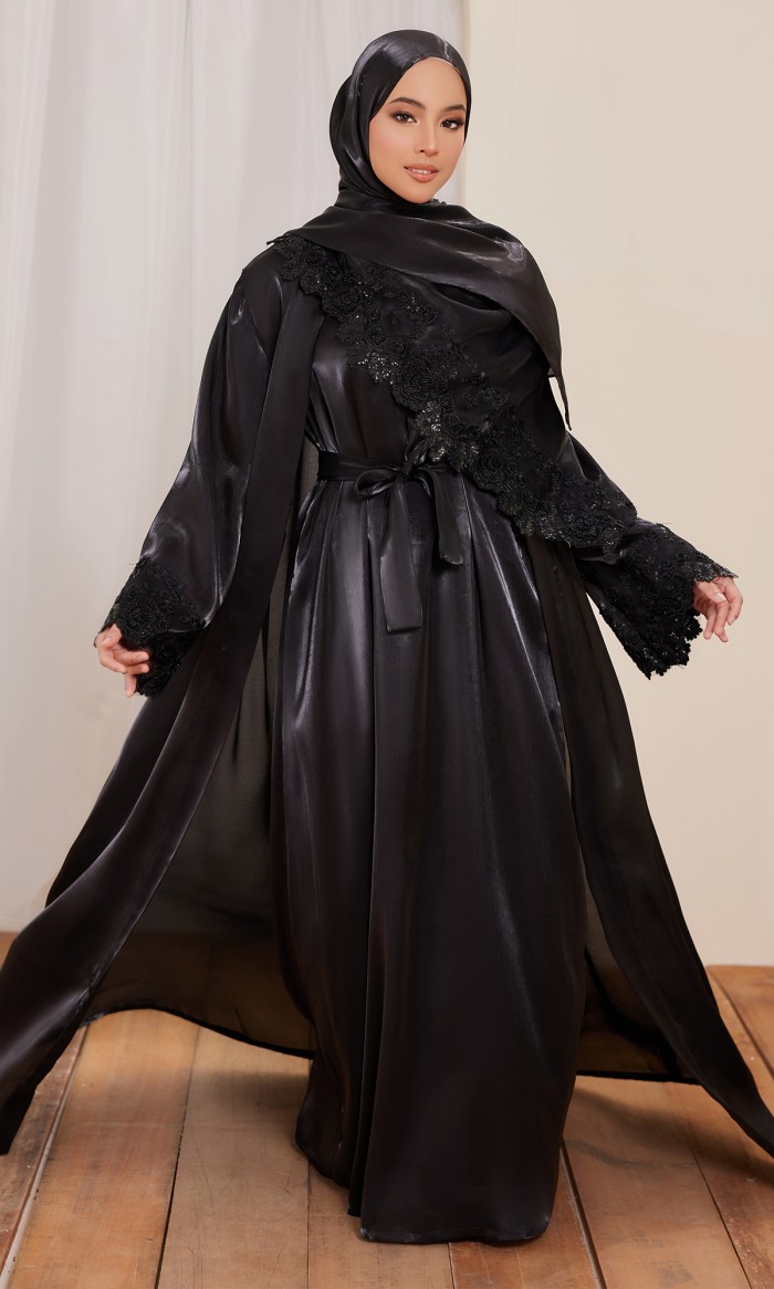 Mahreen Dress in Rich Black