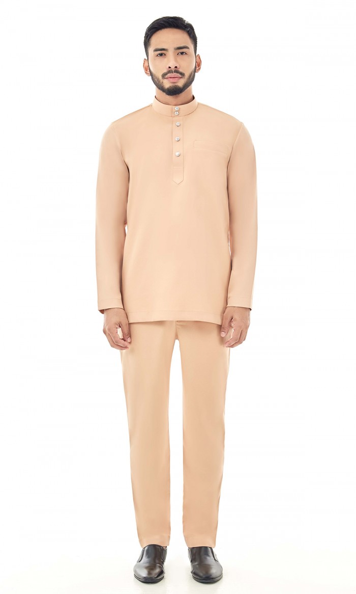 Malik Baju Melayu in British Tan