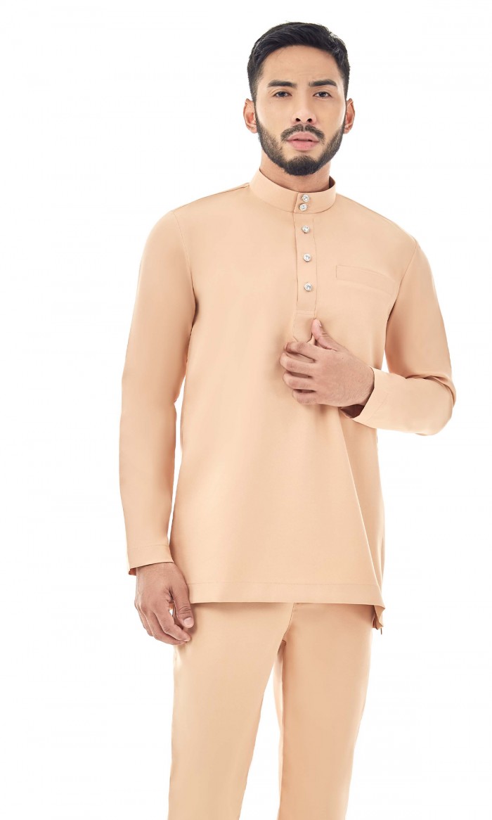 Malik Baju Melayu in British Tan