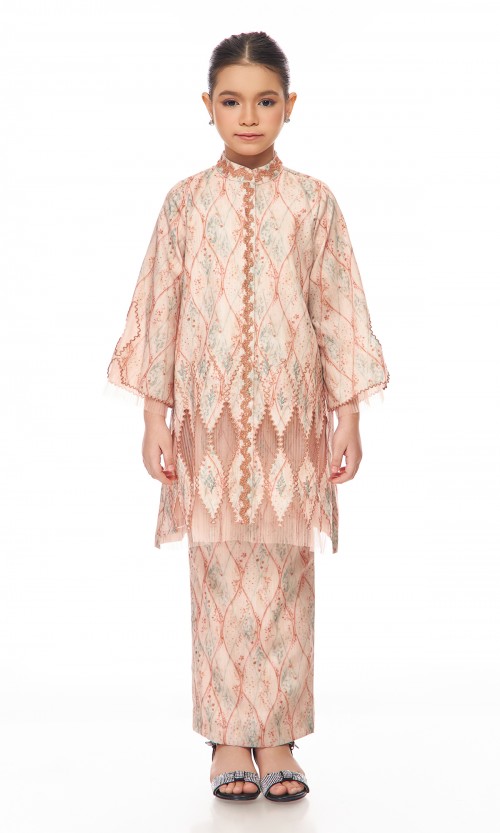 Mauven Kurung Kids in Canter Peach