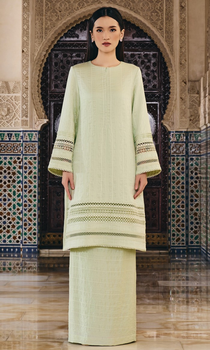Nameena Kurung in Tea Green