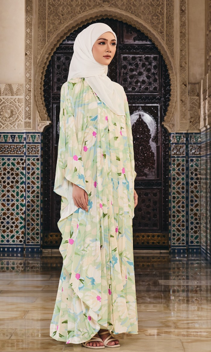 Peony Kaftan in Laurel Green