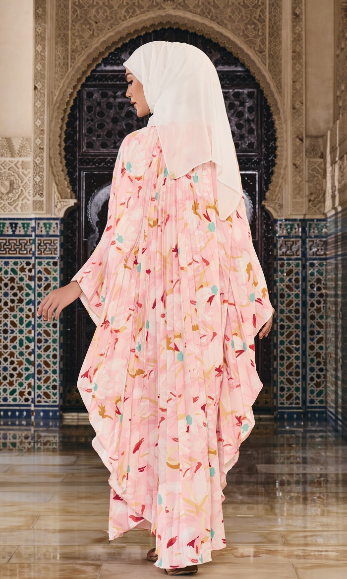 Peony Kaftan in Bubblegum Pink