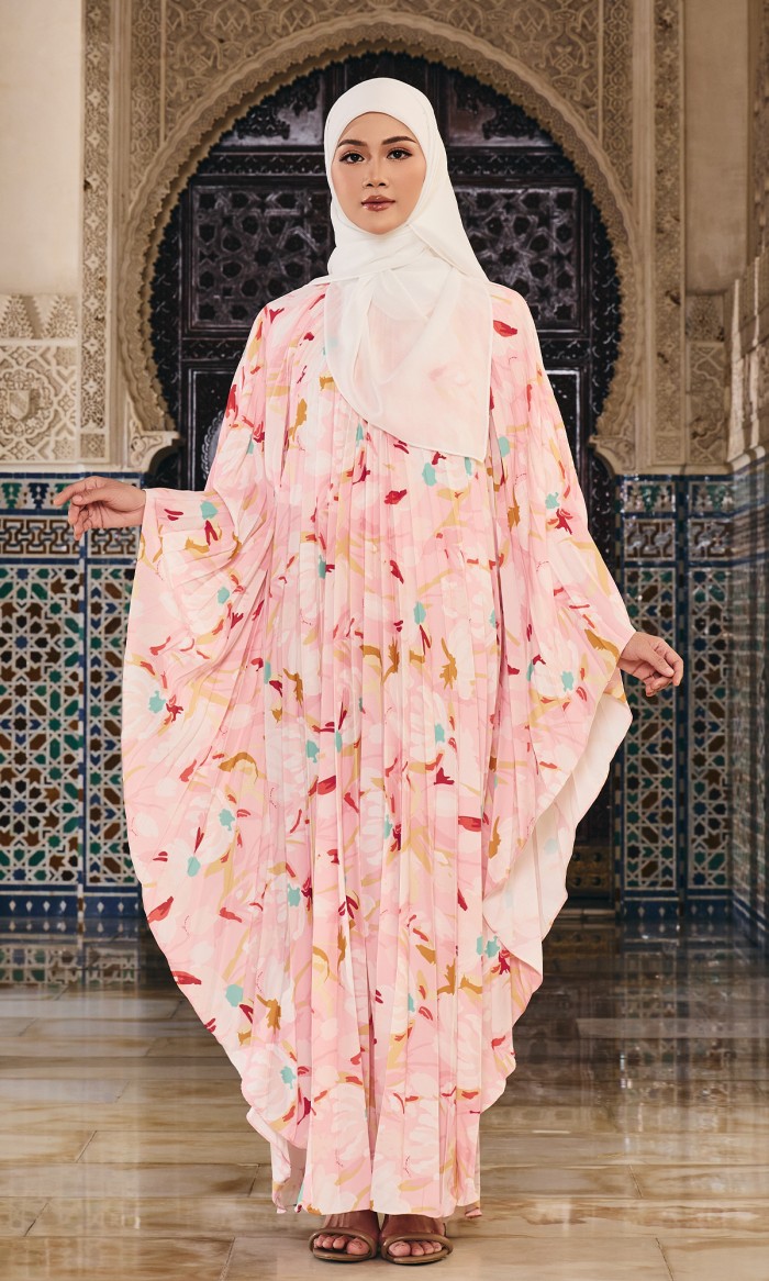 Peony Kaftan in Bubblegum Pink