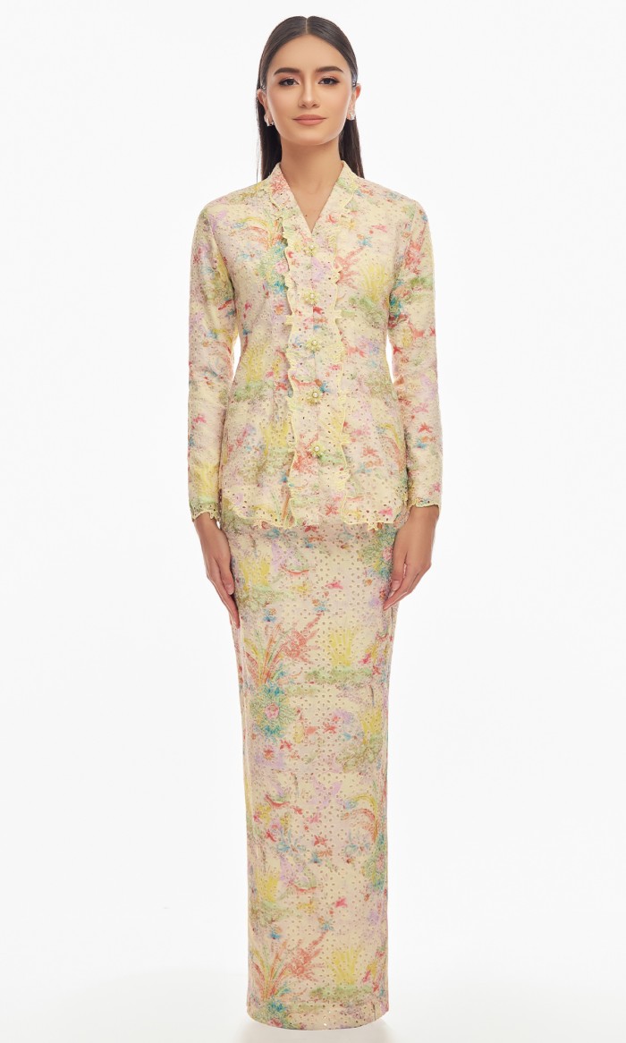 Posey Kurung in Venetian Yellow