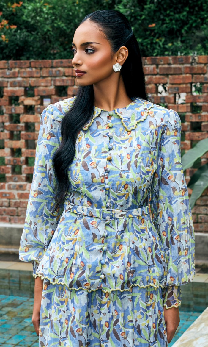 Solene Set in Tropical Noir