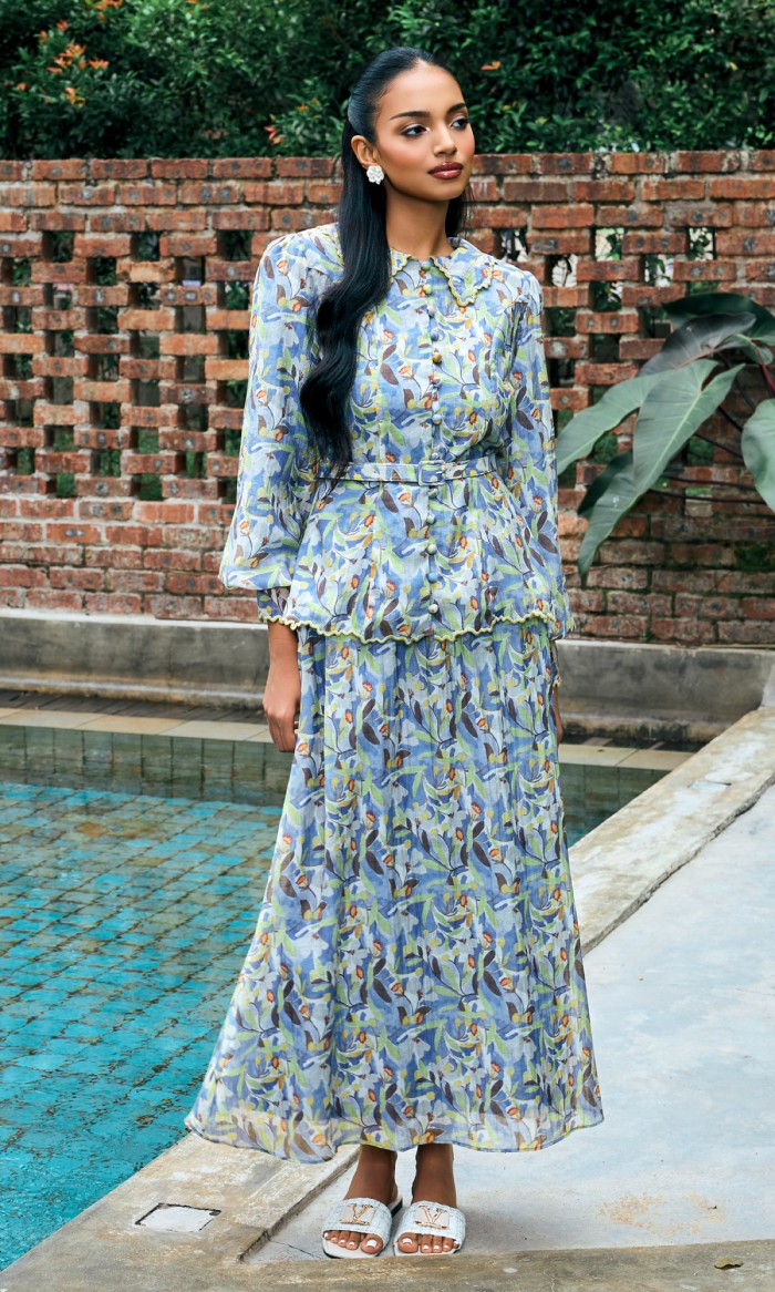 Solene Set in Tropical Noir