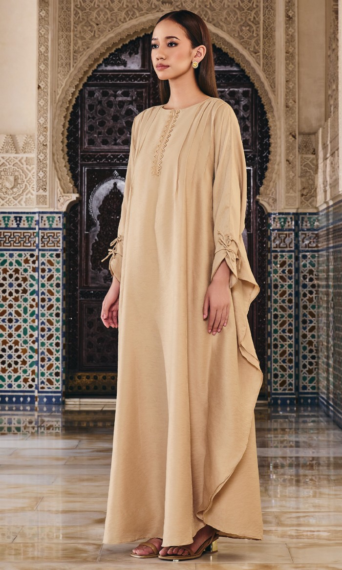 Starlynn Kaftan in Nude Brown