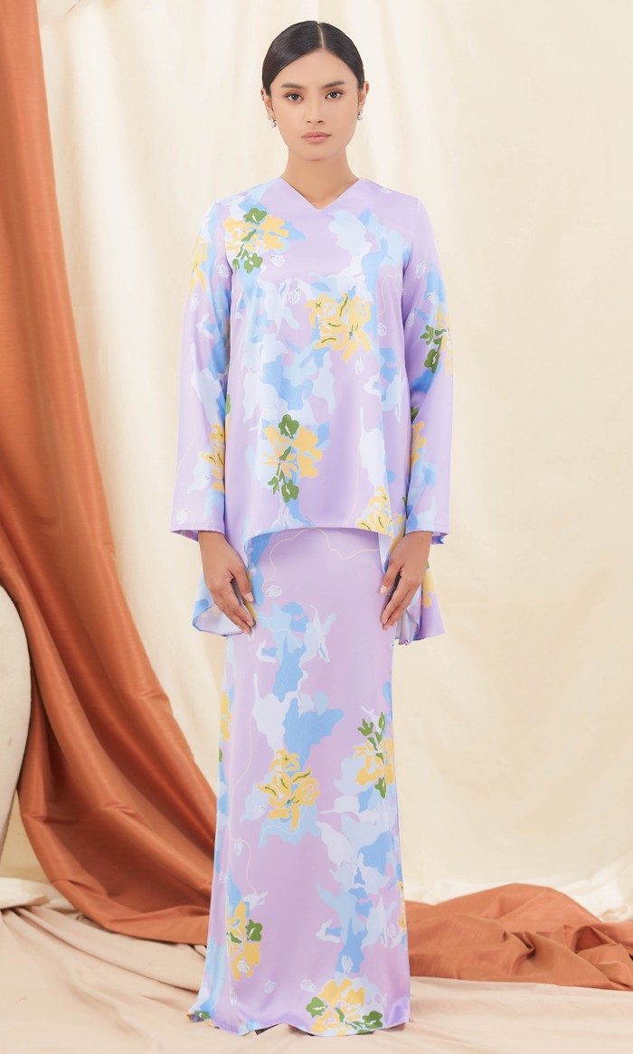Thaddea Kurung in Periwinkle Purple
