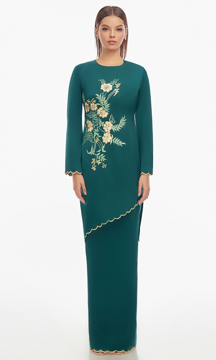 Trista Kurung in Midnight Green