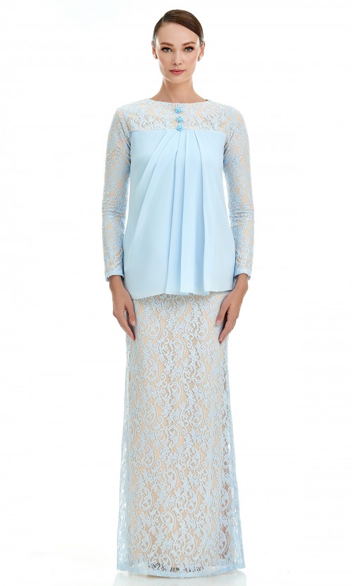 Veelda Kurung in Baby Blue