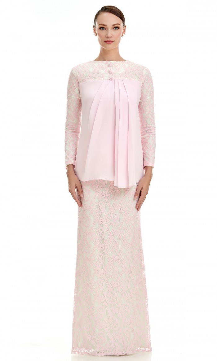 Veelda Kurung in Soft Pink