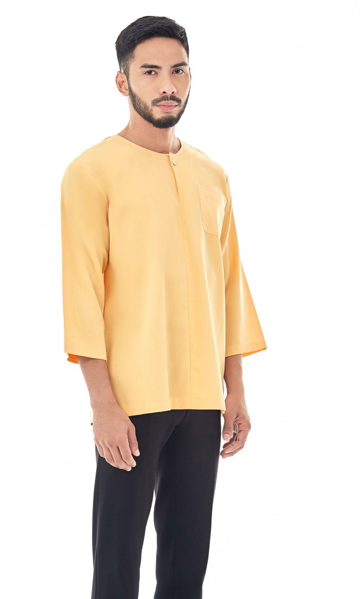 Ziyad Kurta in Saffron Yellow