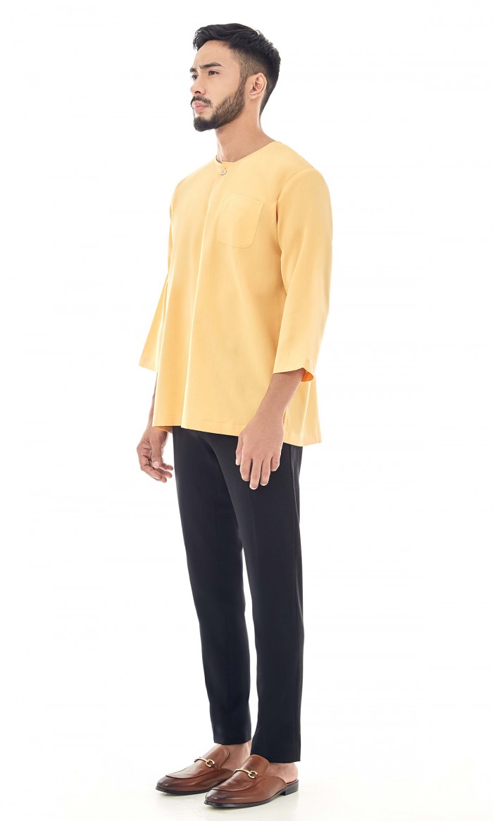 Ziyad Kurta in Saffron Yellow