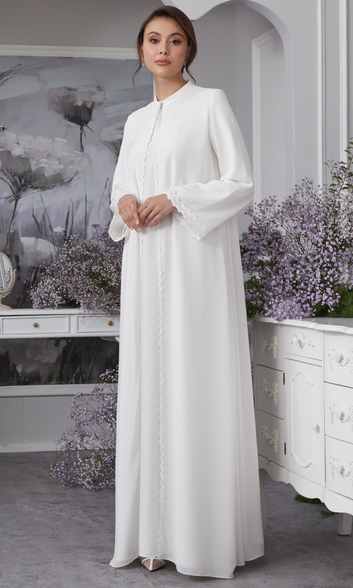 Leanis Dress in White
