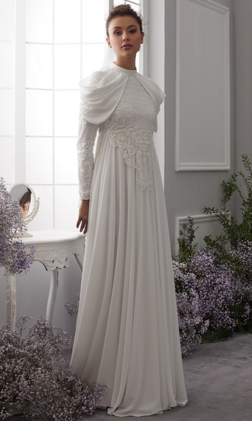 Everette Dress in Off White