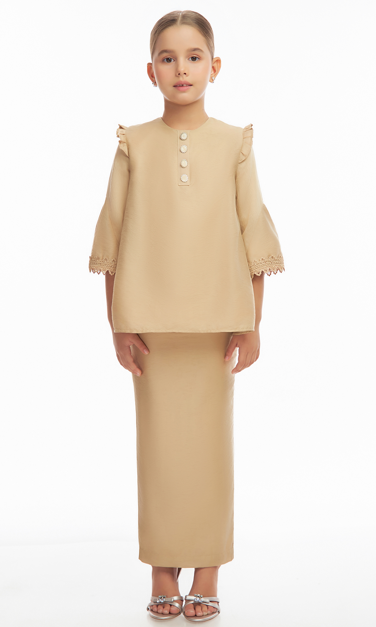 Wanzar Baju Nikah Kurung Moden Baju Kurung 2024 Baju Kurung wanzar-baju-nikah-kurung-moden-baju-kurung-2024-baju-kurung